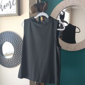 Liz Claiborne Black Sleeveless Tank Top